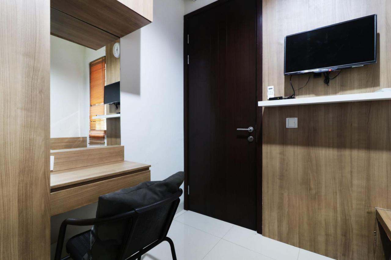 Oliver'S Guest House Tangerang Exterior photo
